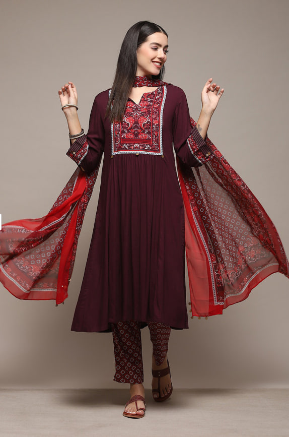 Paisley Yoke Design Regular Kurta with Trousers & With Dupatta